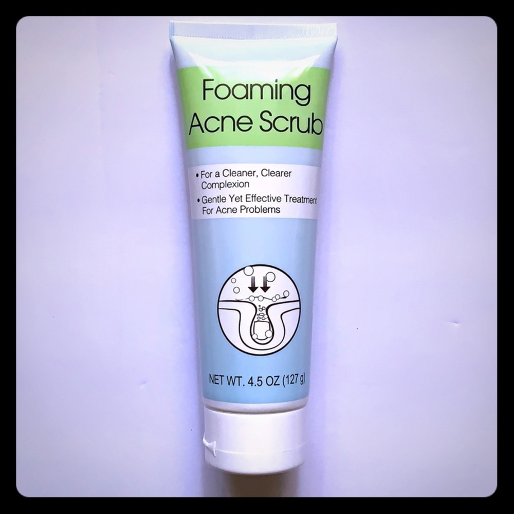 FOAMING ACNE SCRUB